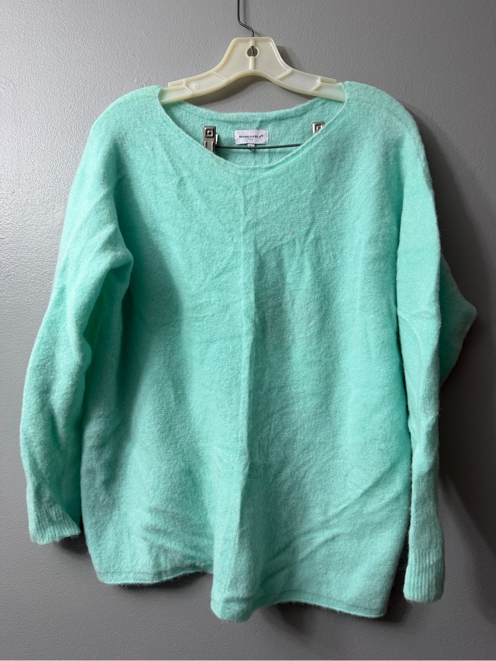Bianco & Blue Seafoam Green Crewneck Sweater large